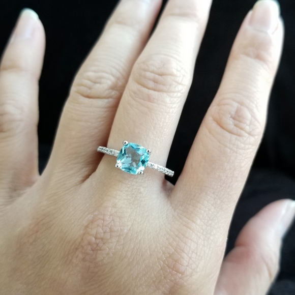 💎NEW💎 DAINTY AQUAMARINE RING - Picture 2 of 11